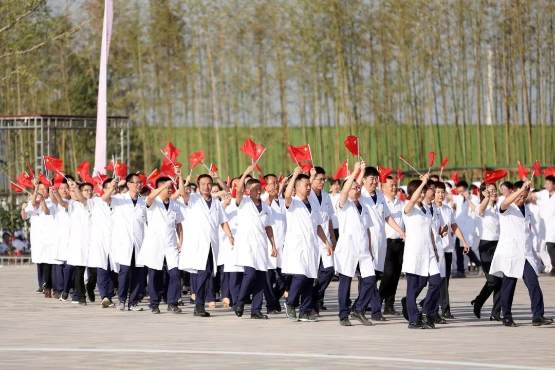 人民日報海外網(wǎng)記者走進(jìn)西安國際醫(yī)學(xué)中心，請看報道