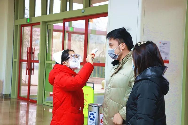 疫情防控的安全屏障是這樣筑牢的——疫情下的西安國際醫(yī)學(xué)中心醫(yī)院