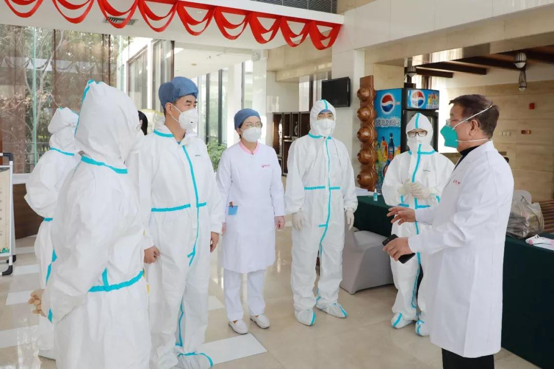 到留觀點去！8名醫(yī)護(hù)人員主動請纓到防疫一線