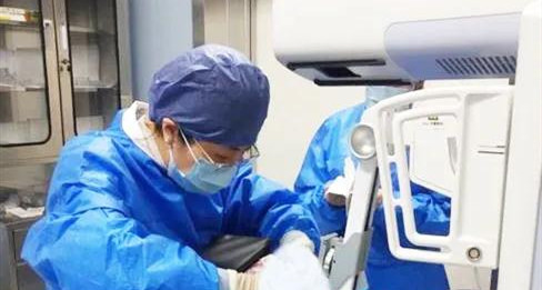 小到1—2mm的鈣化也能活檢！西安國(guó)際醫(yī)學(xué)中心醫(yī)院采用精準(zhǔn)技術(shù)讓乳腺早癌無(wú)處可逃