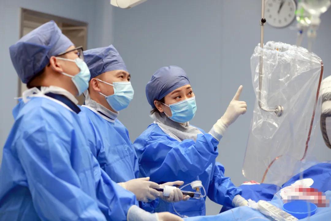 60分鐘打通“心路”！小伙子沖進(jìn)診室，激動(dòng)地說(shuō)：我可找到你了！