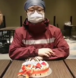 祝在前線奮戰(zhàn)的白衣戰(zhàn)士生日快樂！