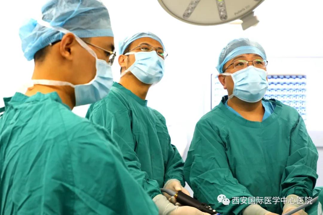 19年了，手上“汗流成河”！兩個(gè)小切口就治好這個(gè)“怪病”