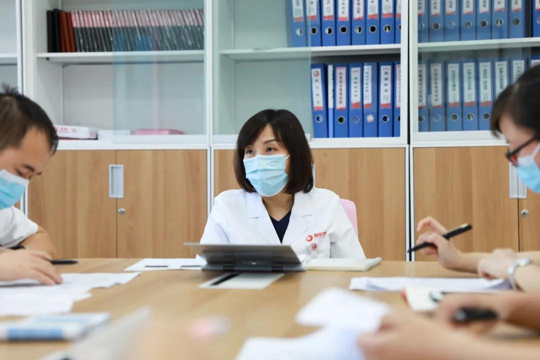 陽(yáng)光網(wǎng)—薛妍：醫(yī)生要有溫度、有尺度、有深度