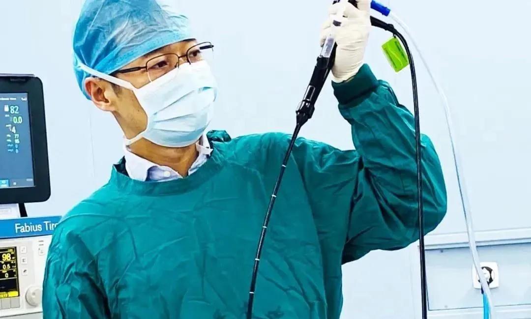 6秒打通氣道！胸科專家為80歲患者實(shí)施TTS氣道支架手術(shù)