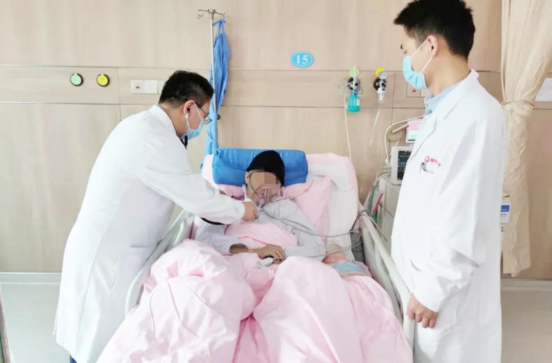 這個(gè)冬天，在這里有一群人溫暖著我