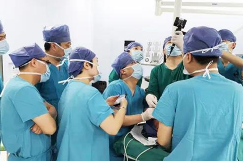 健康時報—多學(xué)科密切合作 淋巴管瘤“咽”消云散