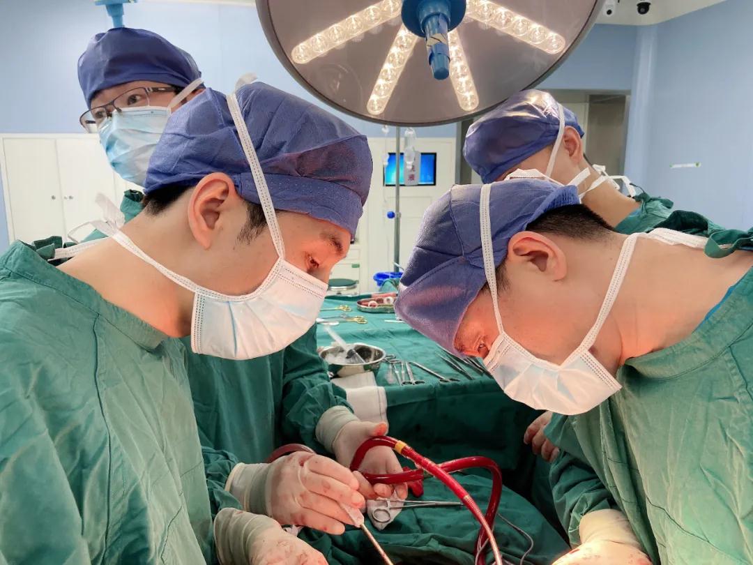 華商云健康—主動(dòng)脈夾層患者增多，且多為年輕人！西安國際醫(yī)學(xué)中心醫(yī)院心臟外科春節(jié)假期變成了“勞動(dòng)節(jié)”！