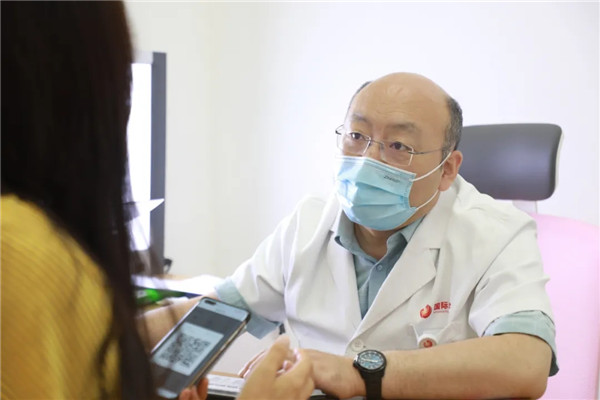 大醫(yī)之道27｜劉曉敏：身著白衣，心有錦緞