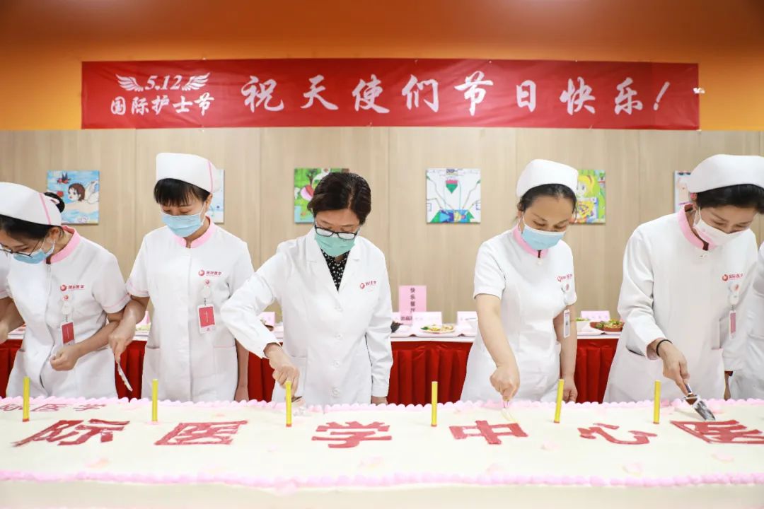 5·12國際護(hù)士節(jié)系列活動(dòng)之三|今天，讓所有鮮花為她們綻放！