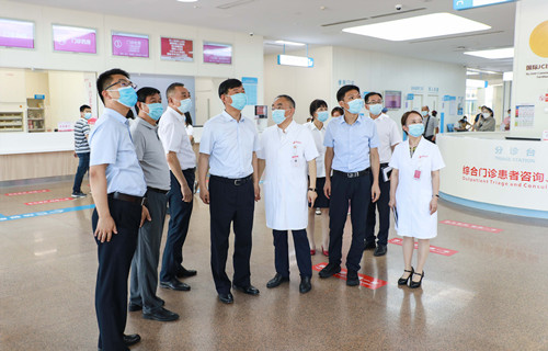 陜西省退役軍人事務(wù)廳黨組副書記、廳長高濤一行蒞臨我院調(diào)研