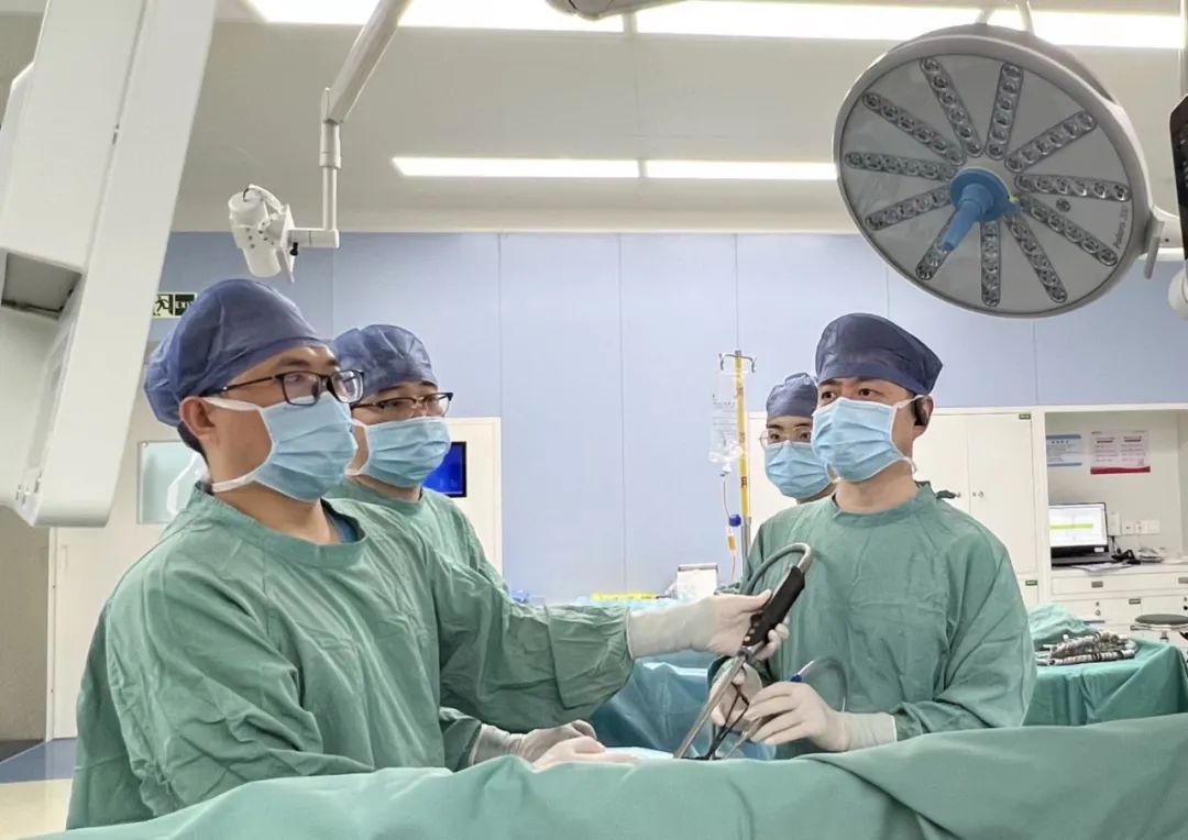 3cm切口解決10cm巨大腫瘤困擾！