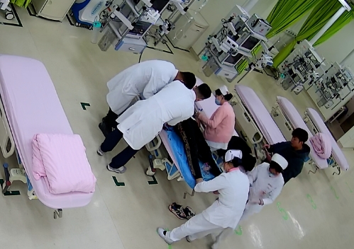 頭、胸、脾、骨……多處損傷 多學(xué)科聯(lián)合完成“生命接力”