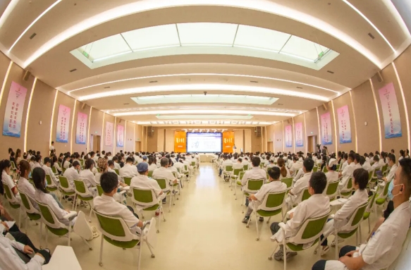 院士講堂 精彩紛呈！中國科學(xué)院竇科峰院士講授器官移植發(fā)展現(xiàn)狀